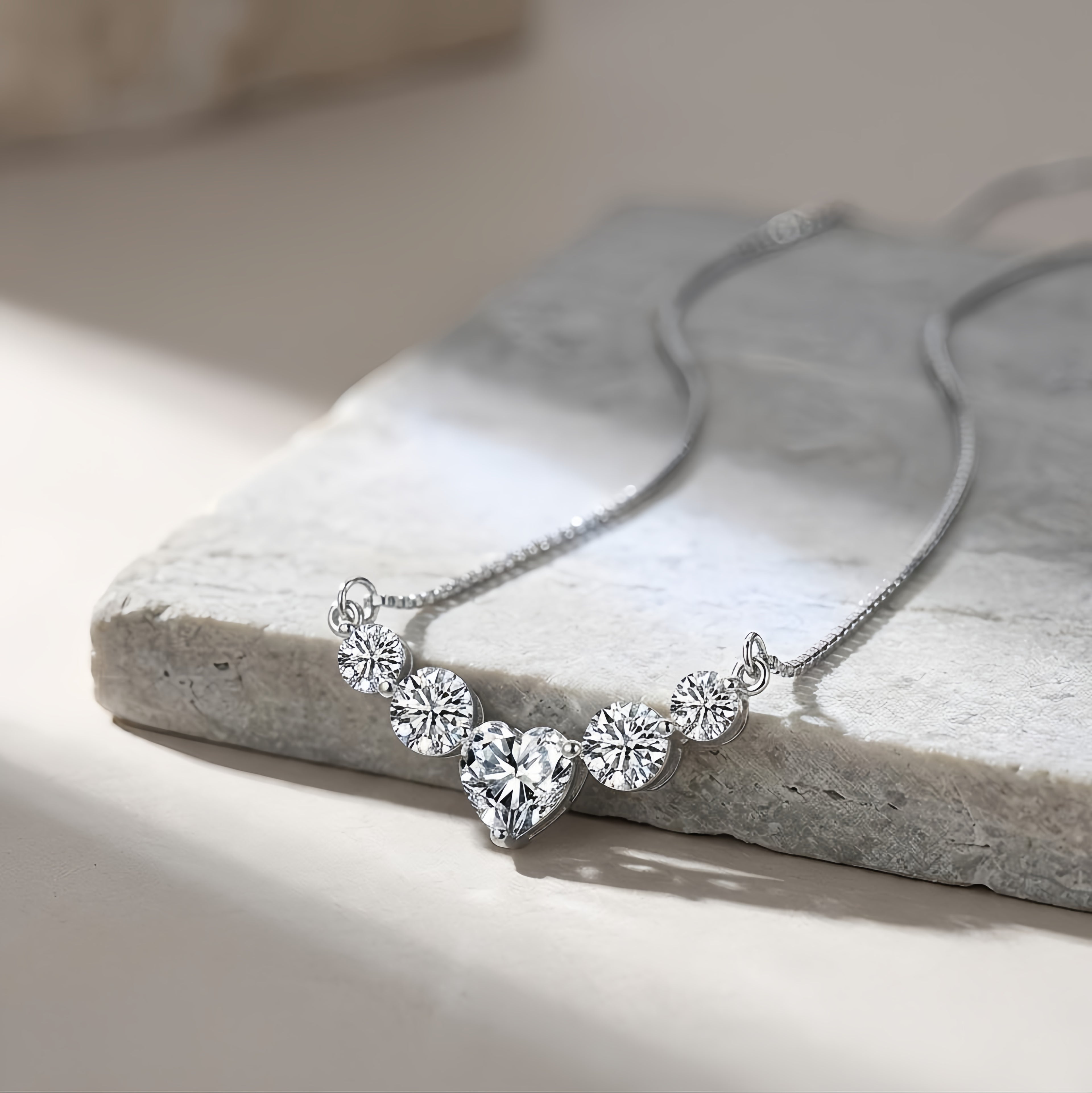 925 Sterling Silver Elegant CZ Necklace with Heart-Shaped Centerpiece on  Chain