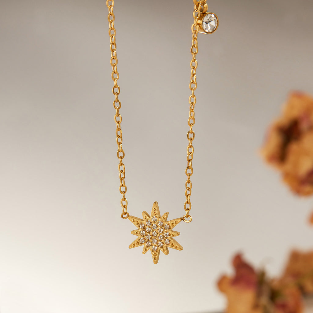 Fashionable Niche Design Necklace Stainless Steel Minimalist Sunflower Elegant Clavicle Chain