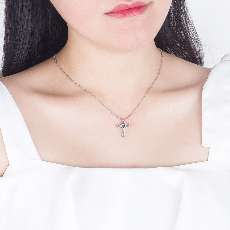Fashionable Twisted Cross Pendant Necklace European And American Style Cross