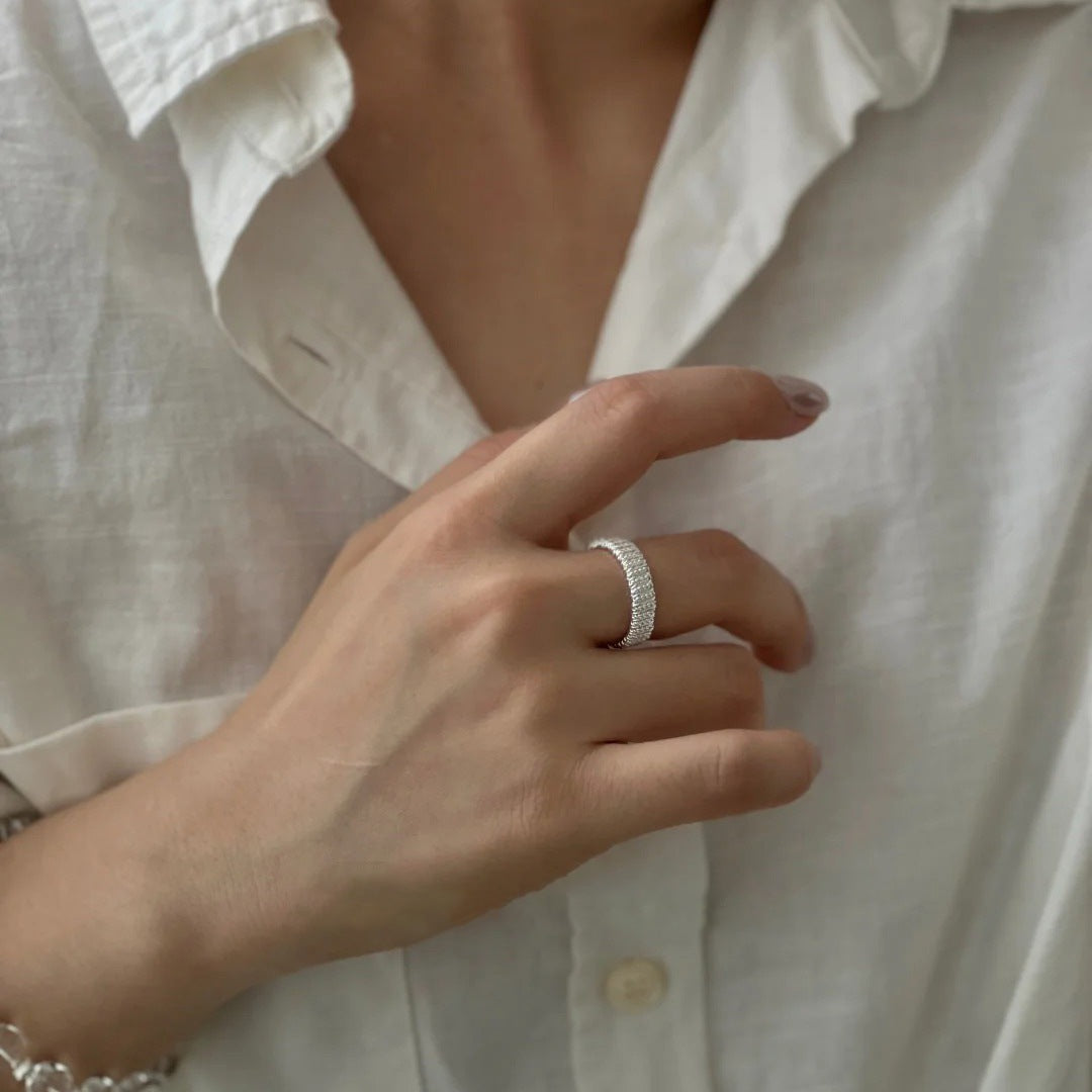Niche High-End 925 Sterling Silver Retro Plain Band Ring