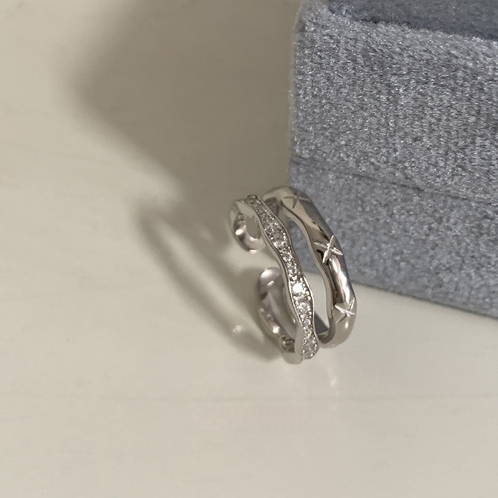 Niche High-End 925 Sterling Silver Retro Plain Band Ring