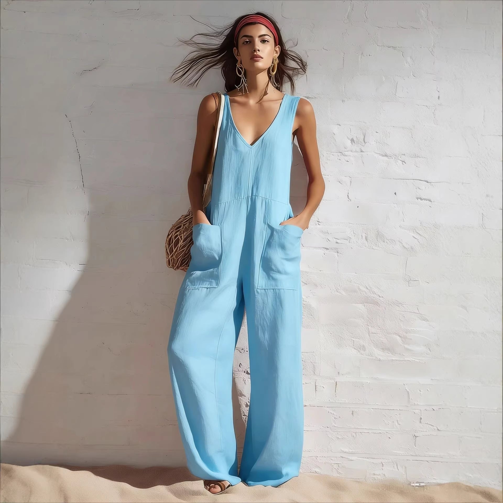 Womens Sleeveless V-Neck Pocketed Casual Jumpsuit